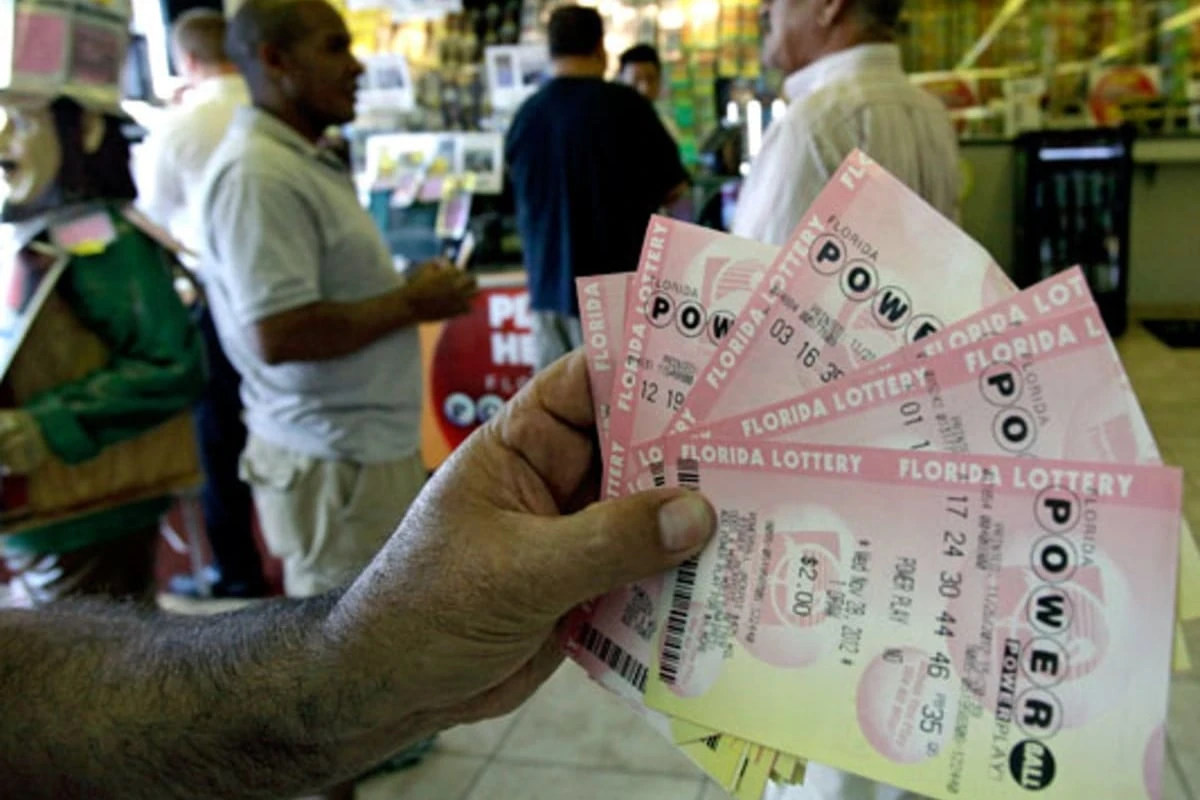 Powerball 奖池预计将在周六绘图中达到 5.5 亿美元。
